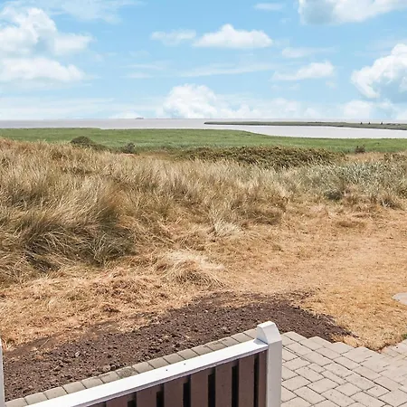 4 Bedroom Gorgeous In Hvide Sande