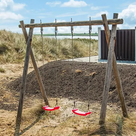 Holiday home 4 Bedroom Gorgeous In Hvide Sande