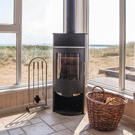 Holiday home 4 Bedroom Gorgeous In Hvide Sande Havrvig