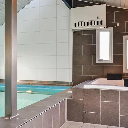 Holiday home 4 Bedroom Gorgeous In Hvide Sande Havrvig