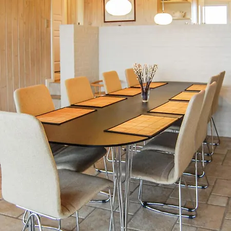 4 Bedroom Gorgeous In Hvide Sande Holiday home