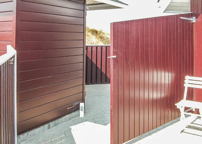 4 Bedroom Gorgeous In Hvide Sande Havrvig