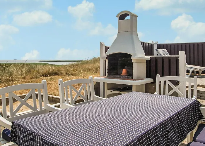 4 Bedroom Gorgeous In Hvide Sande Casa vacanze