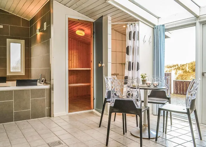 4 Bedroom Gorgeous In Hvide Sande Casa vacanze